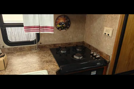 Comfortable and Fun Gulf Stream Stream Lite Travel Trailer