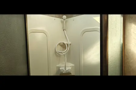 Comfortable and Fun Gulf Stream Stream Lite Travel Trailer