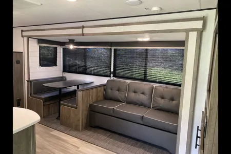 Weekend Getaway Heartland BH270 Travel Trailer