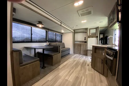 Weekend Getaway Heartland BH270 Travel Trailer