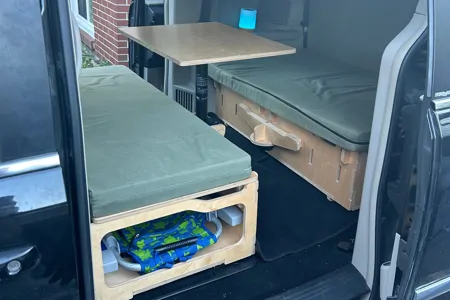 KK Camper minivan