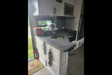 Amber's Palomino Puma 31qbbh Travel Trailer