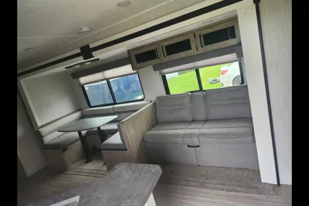 Amber's Palomino Puma 31qbbh Travel Trailer