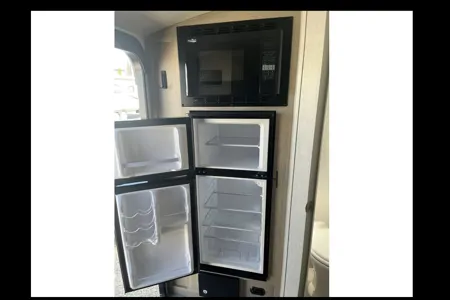 Andres's Geo Pro Rockwood Trailer