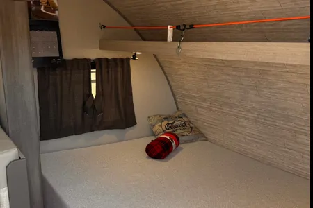 2024 Coachmen Catalina 184BHS • Off-Grid Family Bunkhouse w/ 300W Solar Lithium | Delivery & Setup