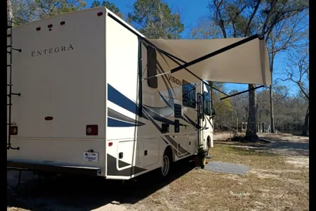 2022 Entegra Coach Vision Class A