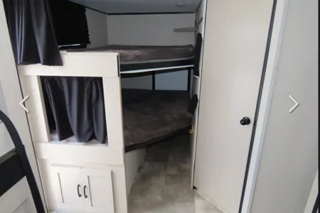 Jedi’s Coachmen Apex Travel Trailer