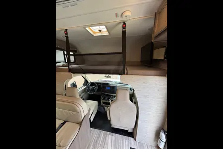 Beautiful 2024 Thor Four Wind 22e