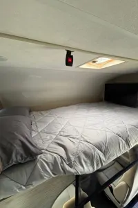 Beautiful 2024 Thor Four Wind 22e