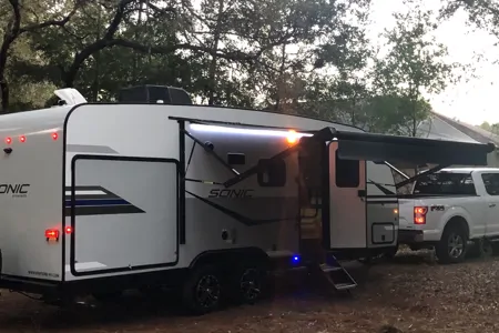 Johnnies Venture Sonic Travel Trailer