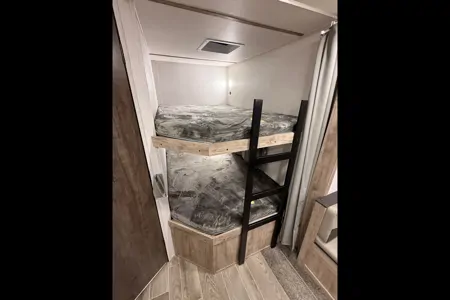 Gulf Stream Ameri-Lite 268BH