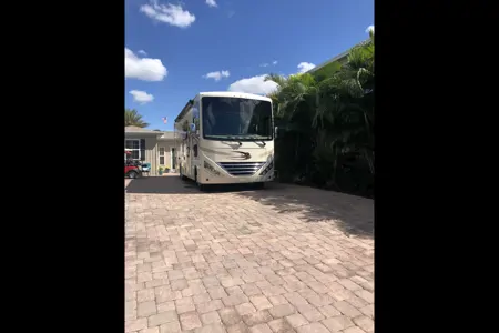 Papa D & Me Motorhome