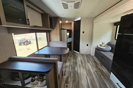 Maddy's Jayco 2025 Jay Flight SLX 265BHSW Travel Trailer