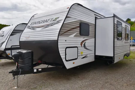 Zachary's Starcraft 26bhs Travel Trailer