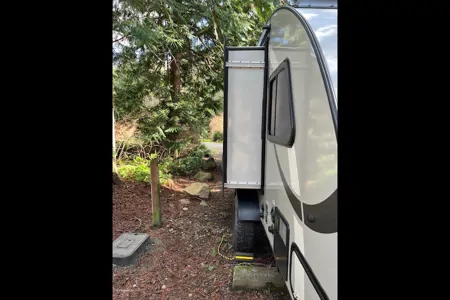 Easy Tow R-Pod for Couples & Families
