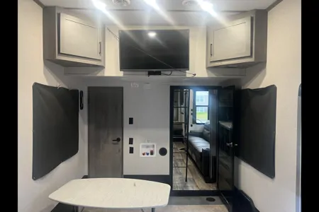 Your next Rv rentals Keystone 415 raptor