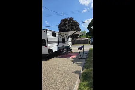 Andmel's Grand River 22MB Travel Trailer