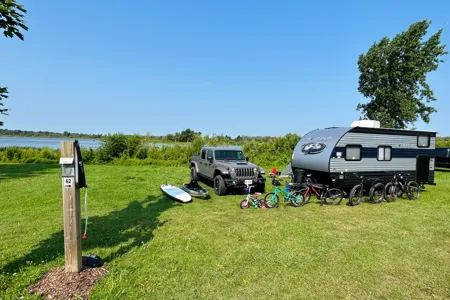 CRisnah's Forest River cherokee wolf pup Travel Trailer