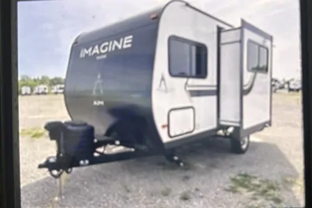 Tour AZ in LUXURY!! - Grand Design Imagine 16ml Travel Trailer