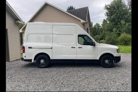 Marc André Nissan NV2500 Campervan