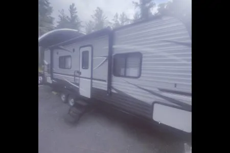 Michael's Heartland Pioneer 27 Travel Trailer
