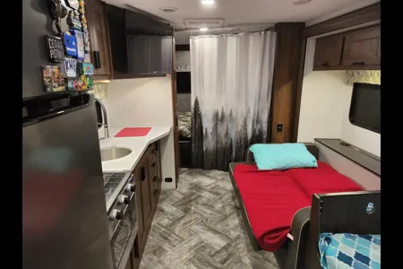 Coaster Seeker Forest River Sunseeker Class C