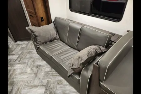 Coaster Seeker Forest River Sunseeker Class C