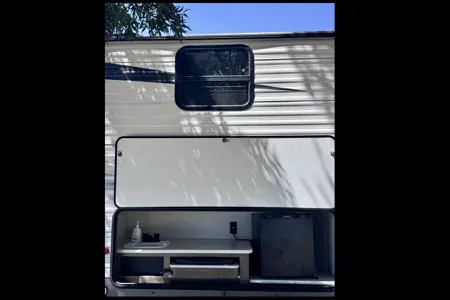 Prime Time Advenger 27DBS Travel Trailer