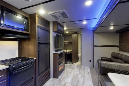 Nicole's Keystone 289bh Travel Trailer