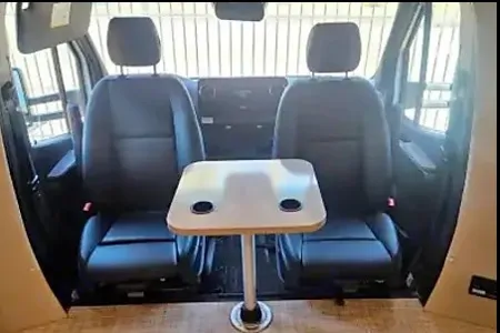 WiFi - Luxurious - Diesel - Great MPG (2)