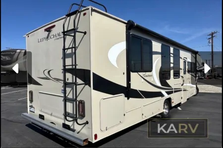 Amy's Coachmen Leprechaun Class C