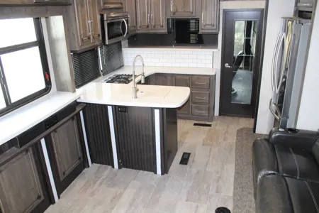 Heartland Cyclone 4115 Toy Hauler