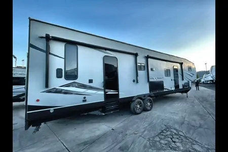 Ashley's Forest River Wolfpack 365pack Fifth Wheel Toy Hauler