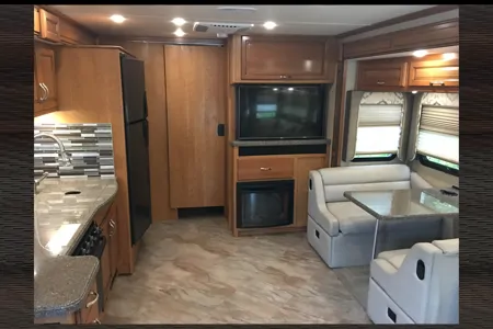 Goody's RV - Beautiful Fleetwood Bounder