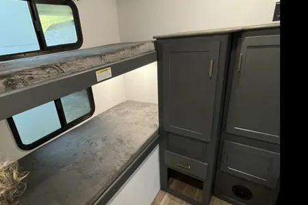 ❤️✅We deliver & Set-Up! Loaded! Sleeps 10! 2022 Keystone Bullet Ultralite 287QBS