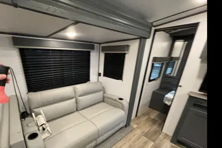 ❤️✅We deliver & Set-Up! Loaded! Sleeps 10! 2022 Keystone Bullet Ultralite 287QBS