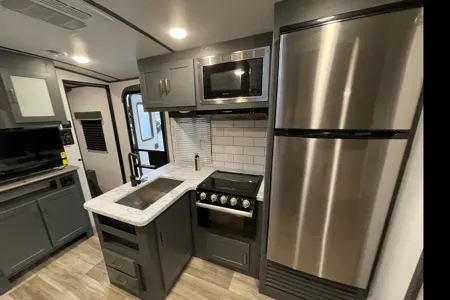 ❤️✅We deliver & Set-Up! Loaded! Sleeps 10! 2022 Keystone Bullet Ultralite 287QBS