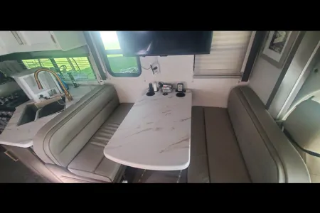 Jesse's Thor Motor Coach Four Winds Class C