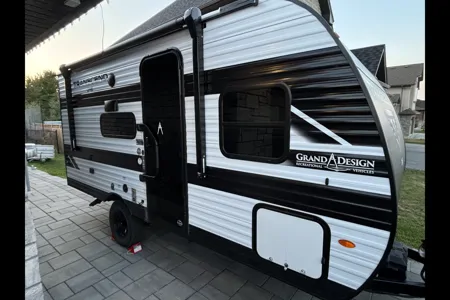 Grand Design Transcend 151BH Travel Trailer