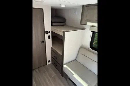 Grand Design Transcend 151BH Travel Trailer