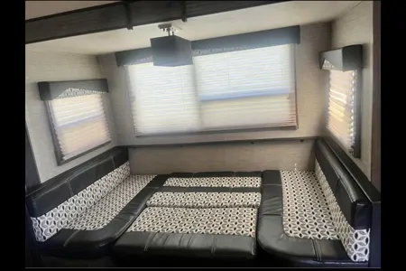 Ashley's Dutchmen Kodiak Travel Trailer