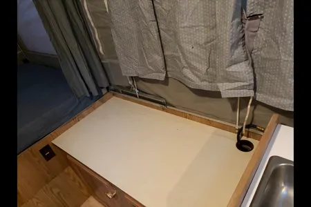 Happy camper Dutchmen M1204 Tent Trailer