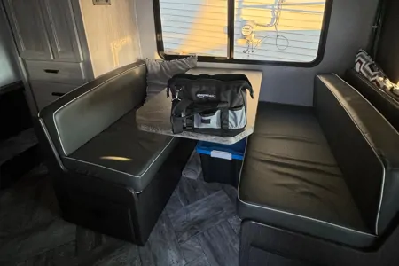Jason's Forest River Sunseeker Class C
