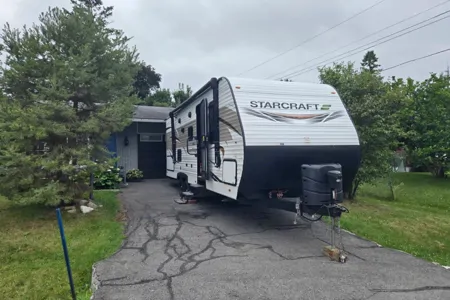 Joshua's Starcraft Autumn Ridge Travel Trailer