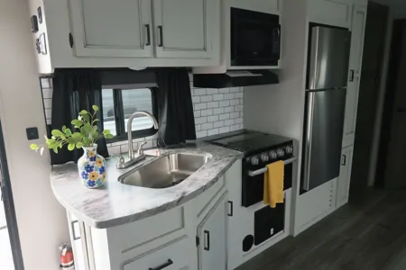 Eric's Highland Ridge RV Open Range 27BHS Travel Trailer