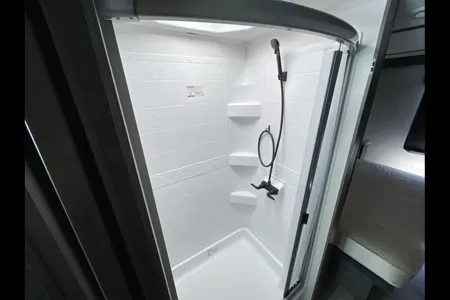 2024 FR3 30DS Luxury Class A | Easy to Drive | Sleeps 6 | Like New