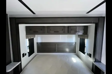 2024 FR3 30DS Luxury Class A | Easy to Drive | Sleeps 6 | Like New