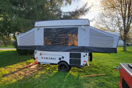 John's Viking Sport Tent Trailer