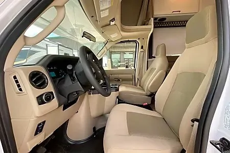WiFi - LUXURIOUS - Sleeps 7 - Fits in State Parks (2)