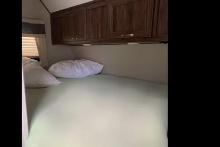 IGO PRO. Cloud series Evergreen C193BH Travel Trailer